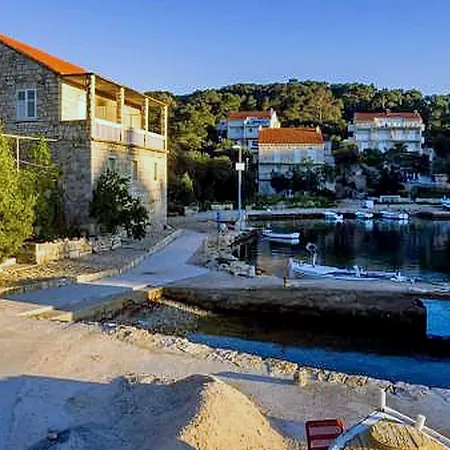 Kiko - With Balcony A5 アパート