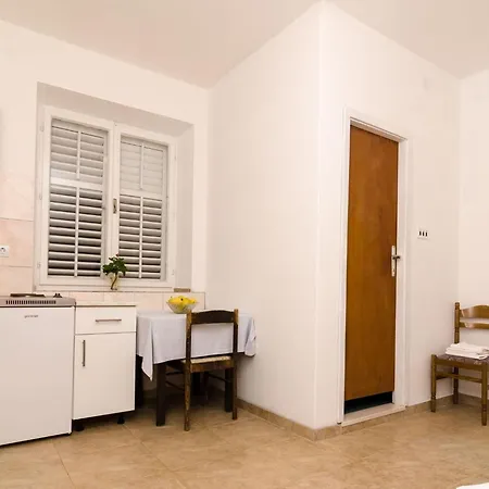 Kiko - With Balcony A5